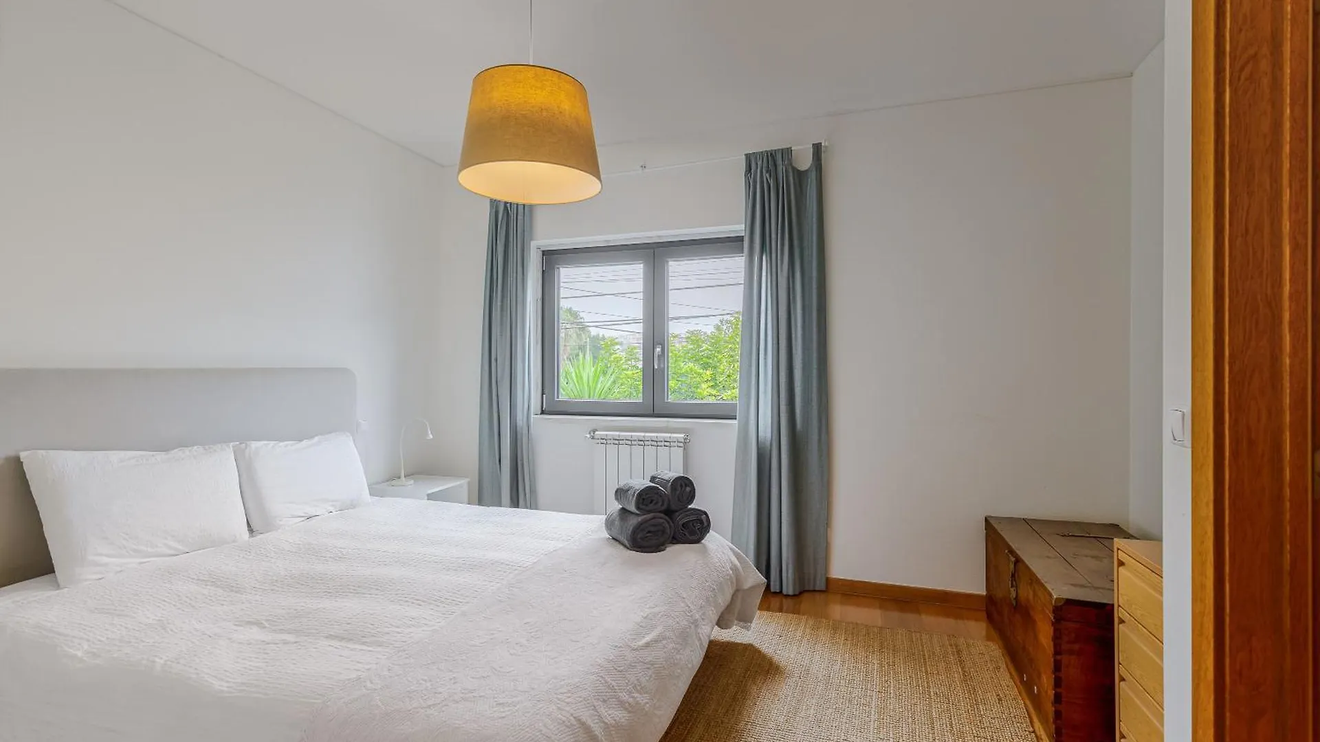 Cosy Village Home Parede 0*,